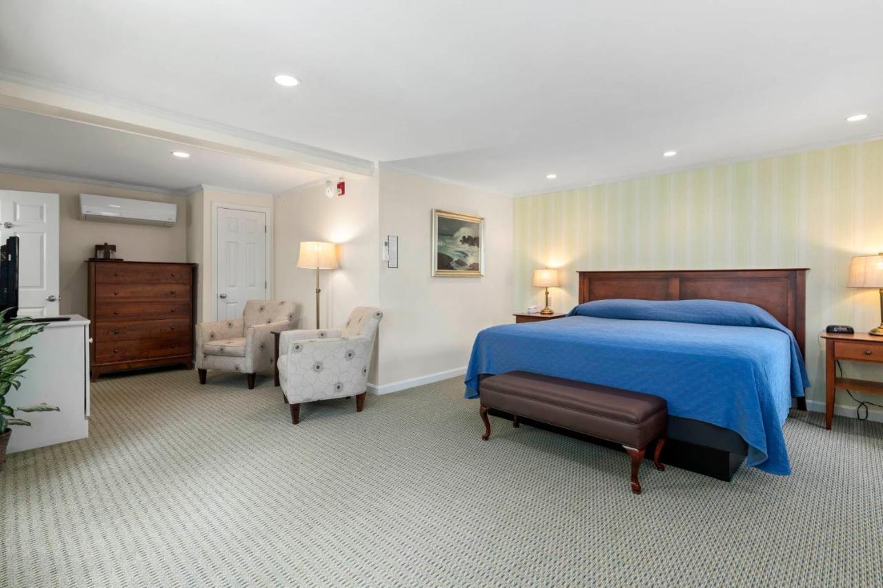 The Sparhawk Oceanfront 4*