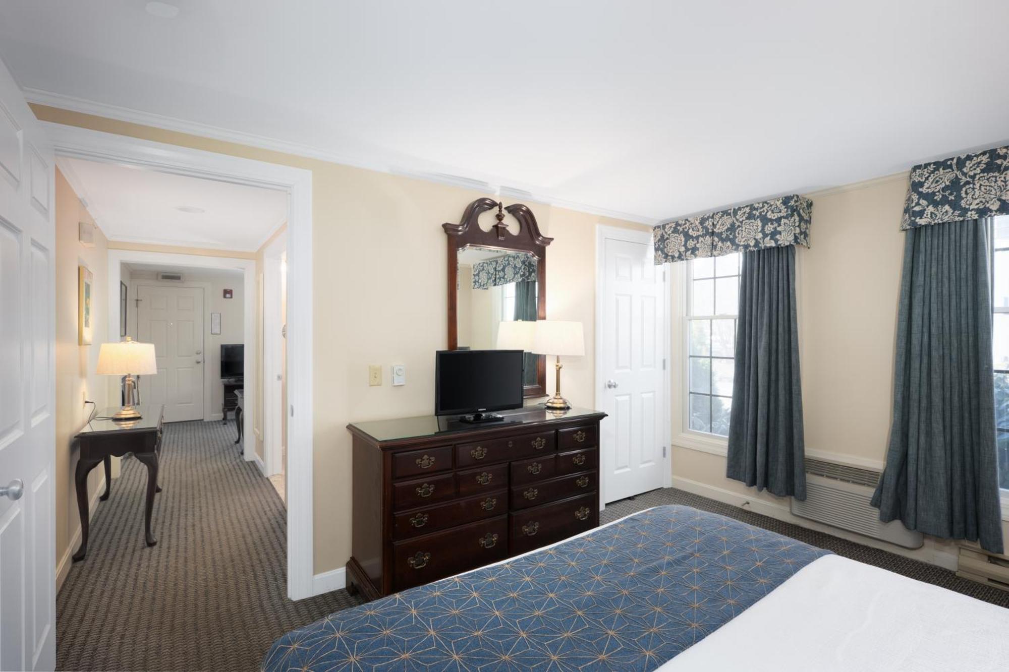 The Sparhawk Oceanfront 4*