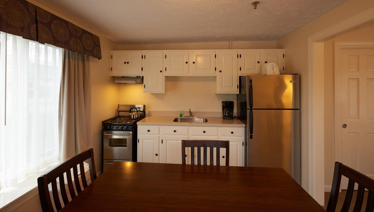 The Sparhawk Oceanfront Motel 4*